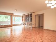 Grosszügige, grosszügige 4.5 Zimmer Wohnung