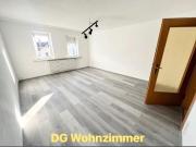 Großzügige, helle 4,5 Zimmer Wohnung mit Garten sofort frei