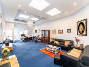 Großzügige, lichtdurchflutete 3 Zimmerwohnung mit...