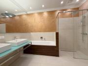 Moderne Dachgeschosswohnung mit großer Terrasse