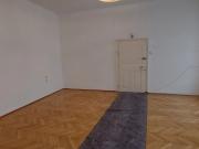 GROSSZÜGIGE MIETWOHNUNG IN HERZOGENBURG!EBENERDIG!