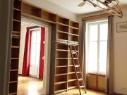 GROßZÜGIGE SCHÖNE 6 ZIMMER ALTBAUWOHNUNG WG GEEIGNET 181m²