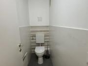 Großzügige und helle 2 Zimmer Wohnung im Dachgeschoss |...