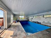 GROSSZÜGIGE VILLA IN BOCKFLIEß MIT 11 ZIMMER, POOL,...