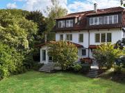 GROßZÜGIGE VILLA IN PURKERSDORF MIT 426 M², SAUNA, POOL,...