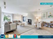 Großzügige Villa mit tollem Garten in idyllischer...