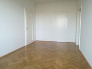 Großzügige Wohnung in der Innenstadt mit Loggia...