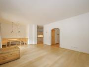 Großzügige Wohnung in ruhiger Zentrumslage