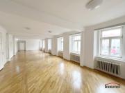 Großzügige Wohnung in Top Lage!