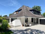 Großzügige Wohnung mit Balkon