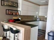 Großzügige Wohnung mit Loggia, moderner Küche und vielen...