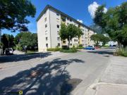 Großzügige, zentrale 3 Zimmer Wohnung mit Einzelgarage...