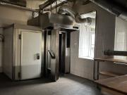 Großzügiges 320 m² Ecklokal Nähe Laxenburgerstraße!