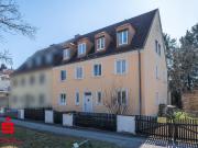 Großzügiges 3 Familienhaus mit Potenzial! Eine...