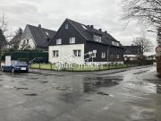 Großzügiges 3 Familienhaus, Sauna, Garagen in Top...