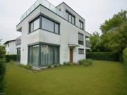 Großzügiges 6 Zimmer Haus mit Garten und Terrassenflächen