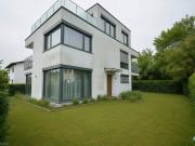 Großzügiges 6 Zimmer Haus mit Garten und Terrassenflächen