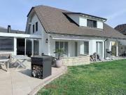 Grosszügiges 7.5 Zimmer Einfamilienhaus an...