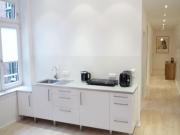 Großzügiges Altbau Apartment nahe Lorettostrasse Großzügiges Altbau Apartment nahe Lorettostrasse