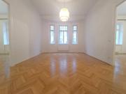 Großzügiges Altbaujuwel mit 3 Zimmern in zentraler Lage...