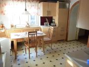 Großzügiges Althaus mit Terrasse und Balkon