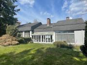 Großzügiges Anwesen am Rosenhain