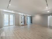 Großzügiges Büro/Praxis auf 2 Ebenen Nähe Stadtpark