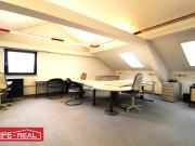 großzügiges Dachgeschoss Büro für verschiedene Branchen...