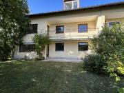 Großzügiges Dreifamilienhaus mit genehmigter...