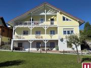 Großzügiges Ein /Zweifamilienhaus inmitten von Grün und...