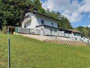 GROSSZÜGIGES EINFAMILIENHAUS IN ABSOLUTER RUHELAGE