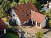 Großzügiges Einfamilienhaus mit Einliegerwohnung in...