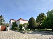 Großzügiges Einfamilienhaus mit unverbaubarem Fernblick...