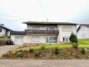 Großzügiges Einfamilienhaus mit viel Potenzial in...