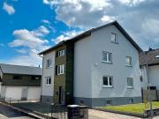 Großes freistehendes Ein Zweifamilienhaus OHNE Maklergebühr Großes freistehendes Ein Zweifamilienhaus OHNE Maklergebühr