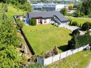 Großzügiges Familienhaus mit Doppelgarage, großem Garten...