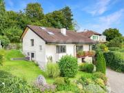 Grosszügiges Familienparadies an toller Aussichtslage