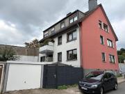 Großzügiges Mehrfamilienwohnhaus mit 2 Garagen