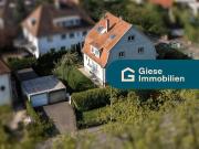 Großzügiges MFH mit großem Grundstück in begehrter Lage