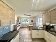 Großzügiges Wohnen mit vielen Extras Traumimmobilie in...