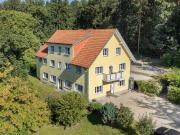 Großzügiges Wohnhaus mit 4 Wohneinheiten in herrlicher...
