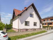 Großzügiges Wohnhaus mit blickgeschütztem Garten in...