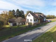 Großzügiges Wohnhaus mit Entwicklungspotenzial in St....