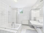 Großzügiges Wohnhaus oder Anlageobjekt