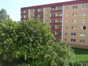 Großzügiges Wohnzimmer mit Balkon!