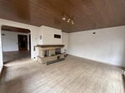 Großzügiges Zweifamilienhaus mit Einliegerwohnung in...