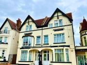 Grosvenor Road, Westcliff on sea, 17 Bedroom Hotel