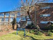 groun floor 2 bedroom pet friendly.