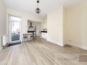 Ground Floor Flat/Apartment Property to let Trewhitt...