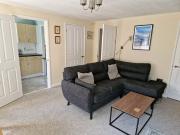 Ground Floor One Bedroom Flat with Garden